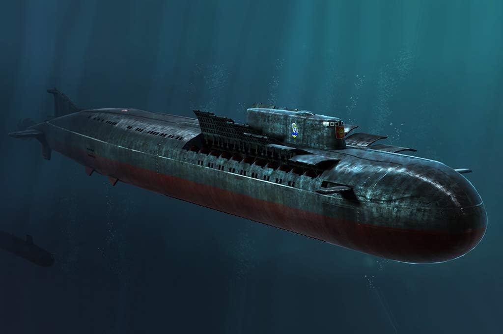 Hobby Boss Russian Navy SSGN Oscar II Class Model Kit