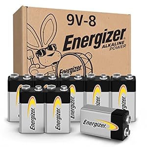 Energizer Alkaline Power 9 Volt Batteries (8 Pack), Long-Lasting Alkaline 9V Batteries