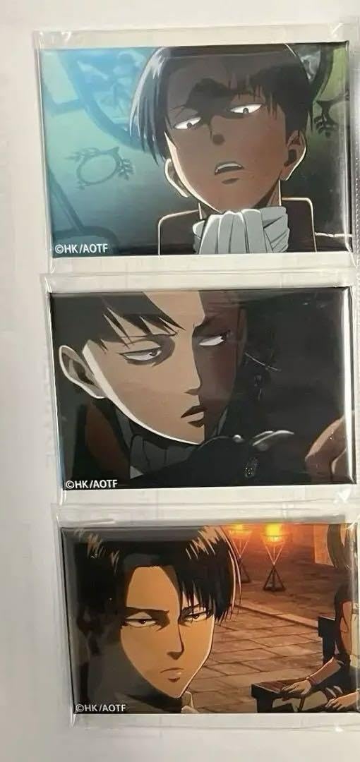 Amazon.co.jp: 進撃巨人 リヴァイ 二百景 缶バッジ 3種セット : おもちゃ