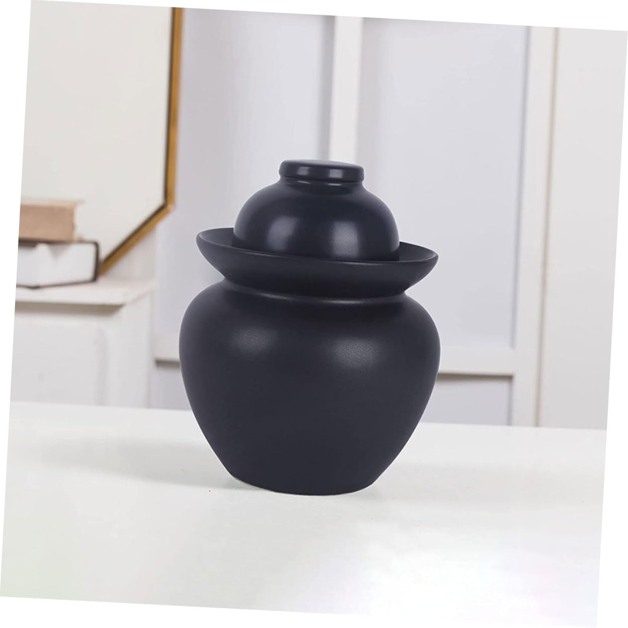 Vaso di Fermentazione in Materiale Tradizionale con Coperchio per Pickles e Conservazione Alimentare, Design Orientale Raffinato