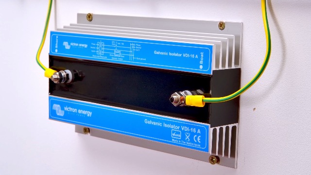 Amazon.com: Victron Energy Galvanic Isolator VDI-32 amp : Automotive