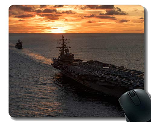 �X�e�b�`�G�b�W�t���}�E�X�p�b�h�A�R�pUSS Ronald Reagan�iCVN 76�j�R�̓}�E�X�}�b�g�A����~�߃��o�[�x�[�X�}�E�X�p�b�h