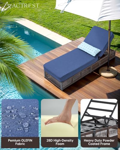 Luxury Outdoor Poolside Lounger Set