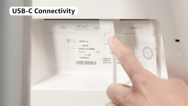 【32SQ730S-W】31.5型/4K/VA/USB-C/ホワイトxシルバー Amazon.com: LG Smart Monitor (32SQ730S) - 32-Inch 4K UHD