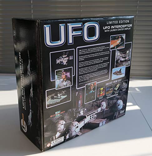 Intercepteur OVNI S.H.A.D.O de Gerry Anderson avec affichage du cratère de lancement