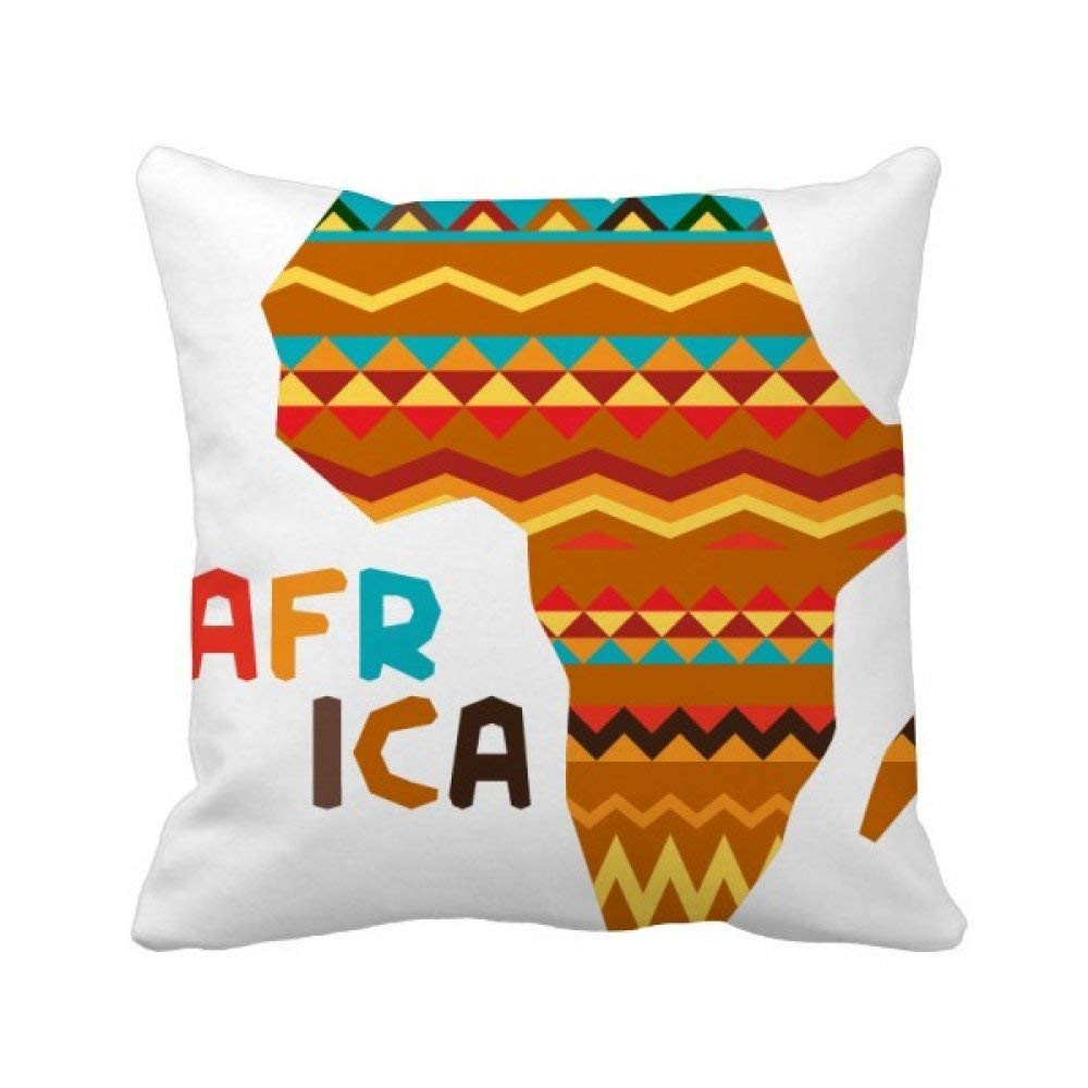 Coussin carte d'Afrique fantaisie pour réveiller la déco d'un canapé de salon moderne