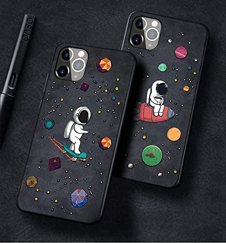 Coque iPhone 12 Pro Max en cuir chic relief cosmonaute - 2