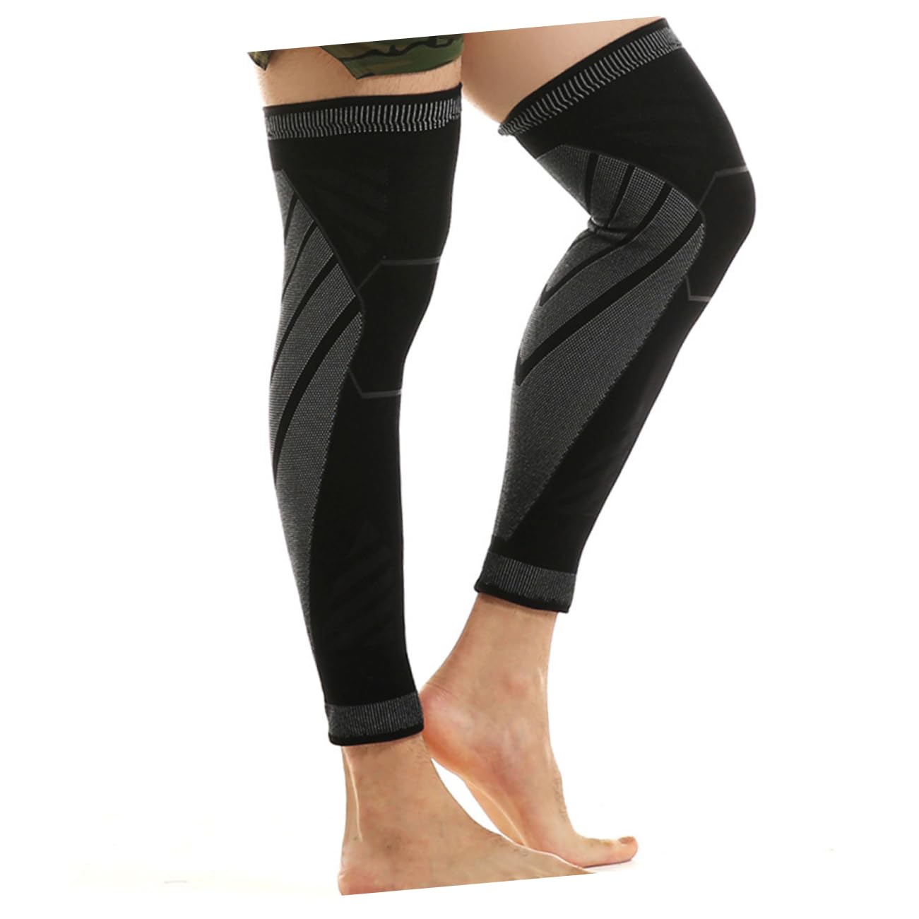 Healeved 2 Pcs Basketball Knee Pads Protective Cover for Men Women Thin and Breathable Universal Summer Protective Knee Pad Comfortable for Sports