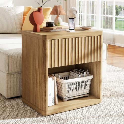 Fluted Nightstand, 22.8