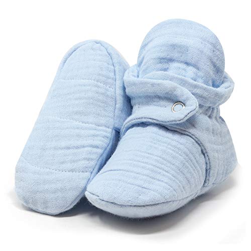 Babyschuhe aus Bio-Baumwolle, rutschfest, weiche Sohle, bleibt auf Babyschuhen, Hauspantoffeln für Baby Jungen Mädchen Kleinkinder, Blau M, 6-12 Monate Cover