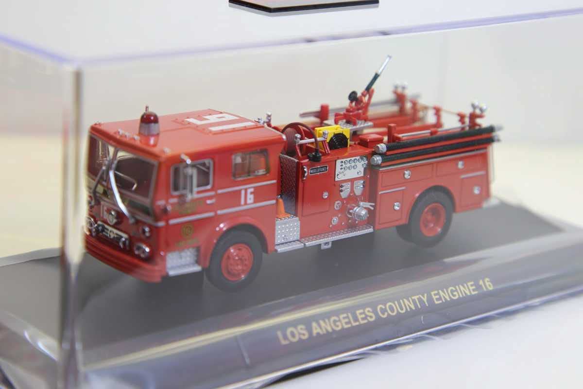 コード3 CODE 3 Firehouse 消防署 ジオラマ　完成品　1/64 コード3 CODE 3 Firehouse 消防署 ジオラマ 完成品 1/64 Amazon