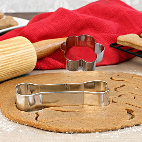 Fusoto Dog Bone Cookie Cutters Set, Cookie Cutter For Homemade Dog Treat, 4Pcs Stainless Steel Cutters Dog Bone Shape For Cookie Baking, Sandwiches, Biscuits, Fruit, Vegetable #TOP3