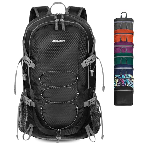 BECOJADDE Wanderrucksack Herren Damen 40L Ultraleichter Faltbarer Rucksack Wasserdichter Reiserucksack Trekkingrucksack mit Nassfach für Wandern, Reisen, Radfahren und Klettern, Schwarz