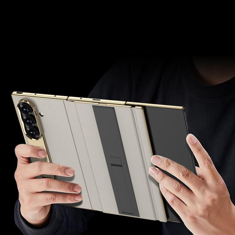 Skórzane etui na telefon Samsung Galaxy Z TriFold z wbudowaną osłoną ekranu ze szkła hartowanego, magnetyczne etui z klapką z podwójnym składanym stojakiem, ochrona całej obudowy (czarne, platerowana