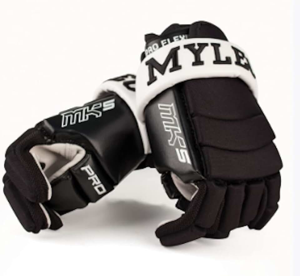 Ice Hockey Players' Gloves