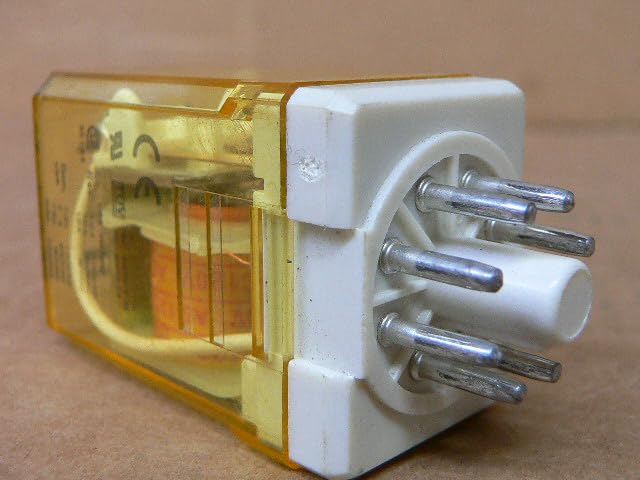 Idec Rr2p-U Relay Ac120v 120Vac