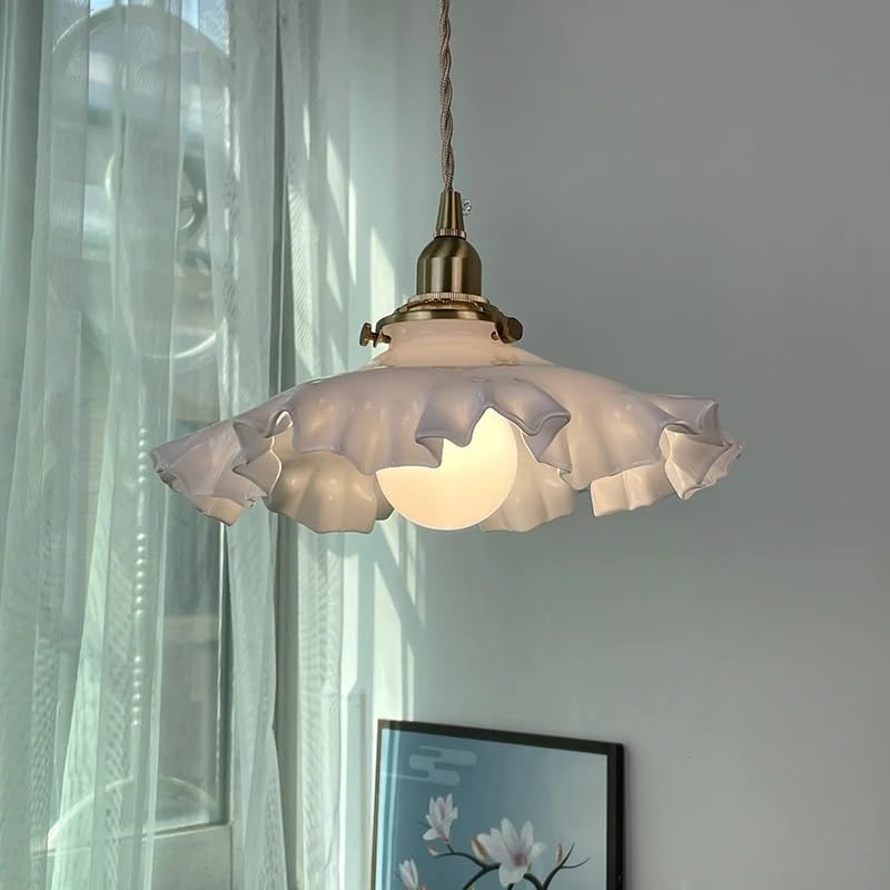 Suspension fleur blanche en verre réglable pour corriger un manque de lumière