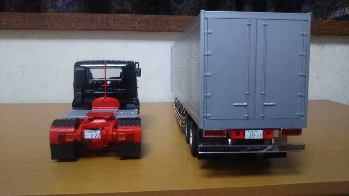 アオシマデコトラ三菱ふそうスーパーグレート トレーラー 完成品