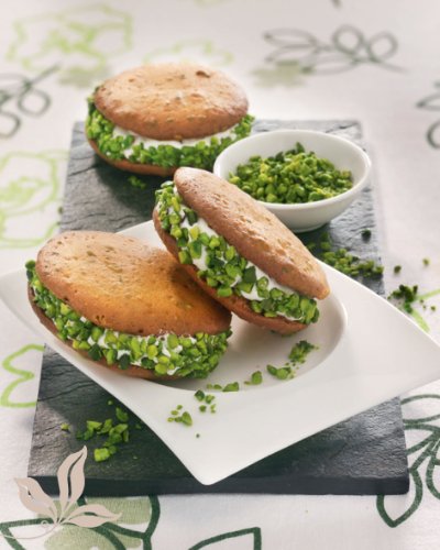 Cake Pops, Macarons & Whoopies