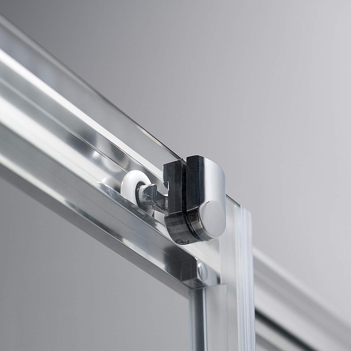 Box Doccia Angolare 70x100 cm - Cabina Doccia con Porta Scorrevole Vetro Temperato 6mm,Trasparente e Anticalcare con Profilo in Alluminio Cromato e Chiusura Magnetica - Facile da Installare e Pulire