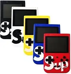 Mini Game Portátil Sup Game Box Plus com 400 Jogos, espelhamento da imagem e áudio na TV. Temos ele na cor Preto, Azul, Vermelho e Branco, acompanha os cabos e a bateria.