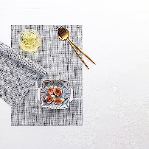 LEXMORE Placemats Set of 4 Vinyl/Plastic Woven Place Mats for Kitchen Table Indoor/Outdoor Washable Placemat Wipeable Dining Table Mats(Gray)