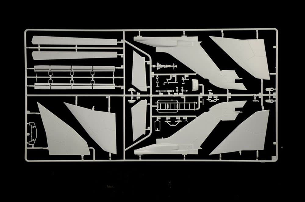 Italeri 2520 Tornado IDS, Scala 1:32, Plastic Model Kit, Modello in Plastica da Montare, Modellismo