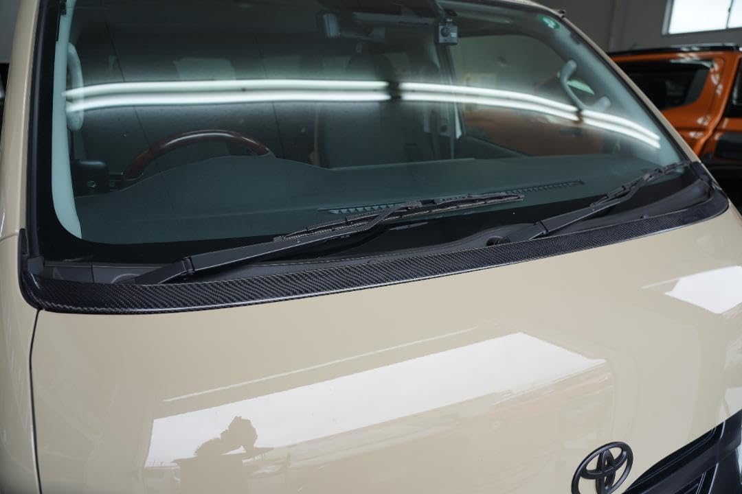 ハイエースV　ブラックカーボン製　ワイパーカウル　200系　1型～現行モデル対応 ハイエースV ブラックカーボン製 ワイパーカウル 200系 1型～現行