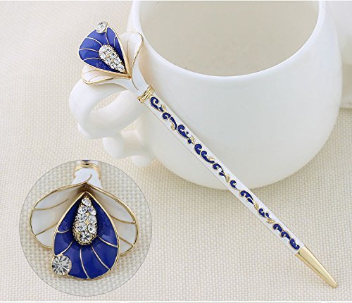 Antique Hair Sticks Reliefs Floral Designs Lotus Crystal Rhinestone Chinese Style Hairpin Fashion Jewelry For Women (Gold)