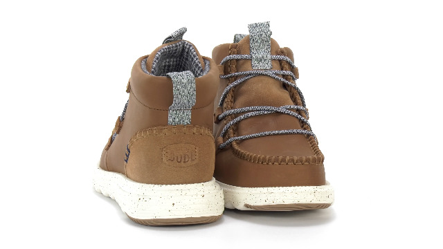 Amazon.com | HEYDUDE Reyes Boot Leather Tobacco Brown Size 5