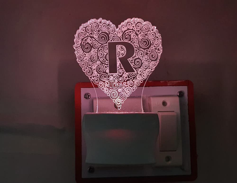 Red Robin R Letter Acrylic 3D Optical Illusion Night Lamp, RGB 7 Colors Auto Colour Changing LED Plug and Play Night Light, Office Day Light, for Home and Office Use, Best for Gift, Multicolour