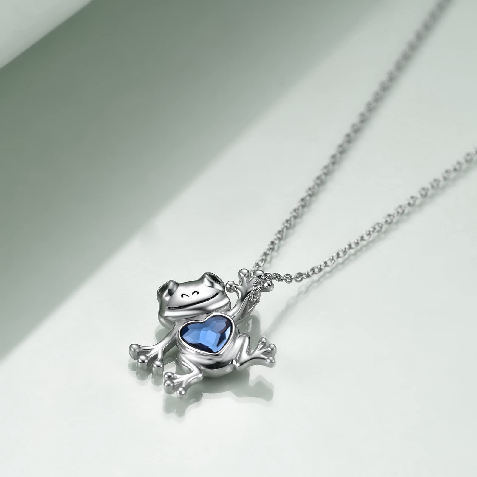 Axeluna Frosch-Halskette für Damen, 925er Sterlingsilber, Frosch-Anhänger mit Herz-Kristallkette, Schmuck, Geschenke für Frauen