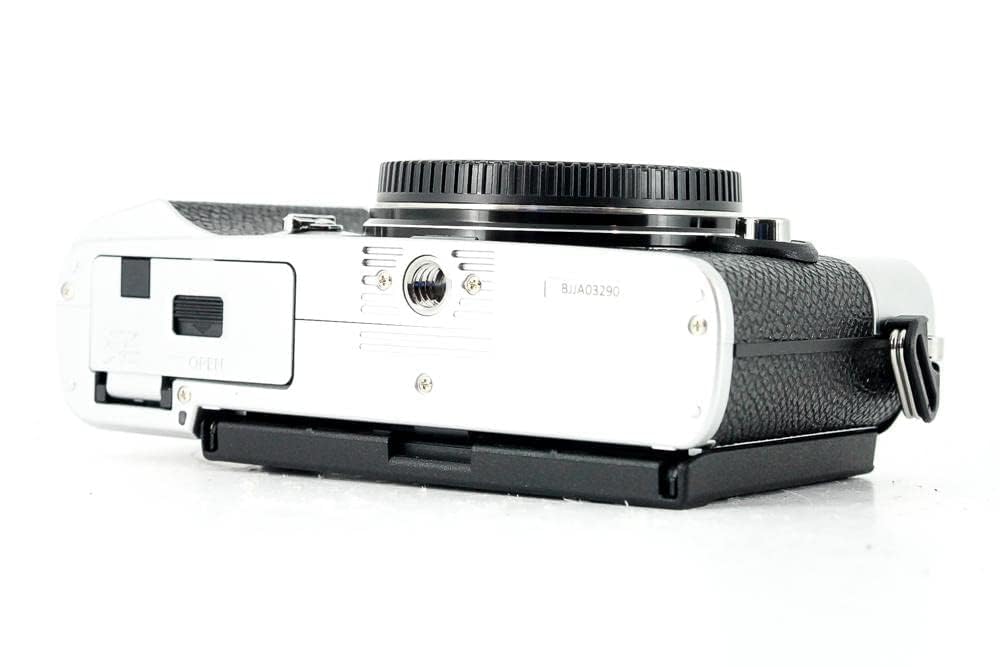 Amazon | OLYMPUS PEN E-P7 ボディー シルバー | ミラーレス一眼 通販