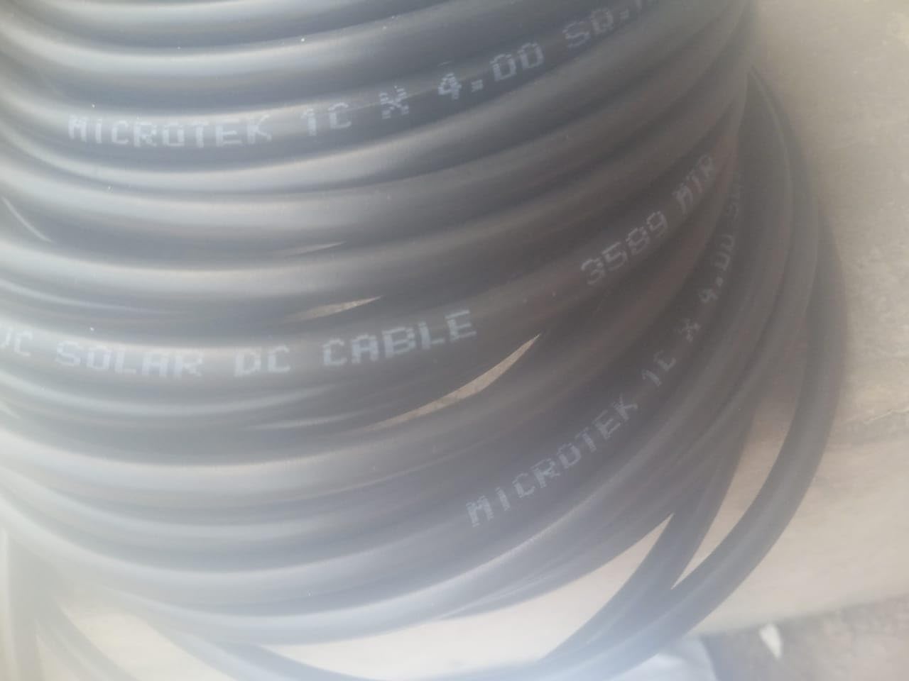 Microtek Solar DC Cable Tinned Copper UV Protected 4 sq.mm 15 Meter ...