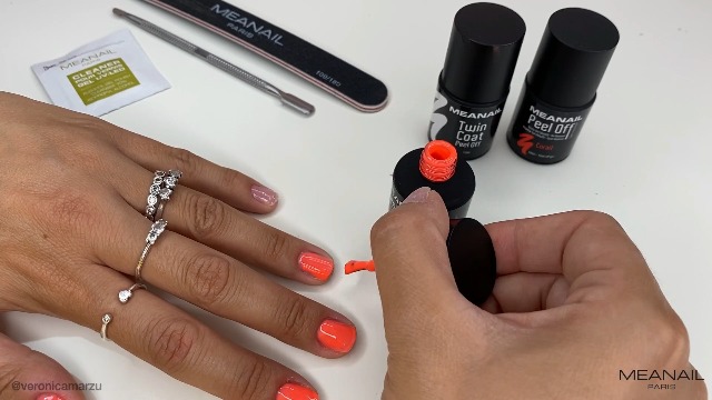 Amazon | Méanail Paris 【ピールオフ】ジェルネイル6色セット 一部