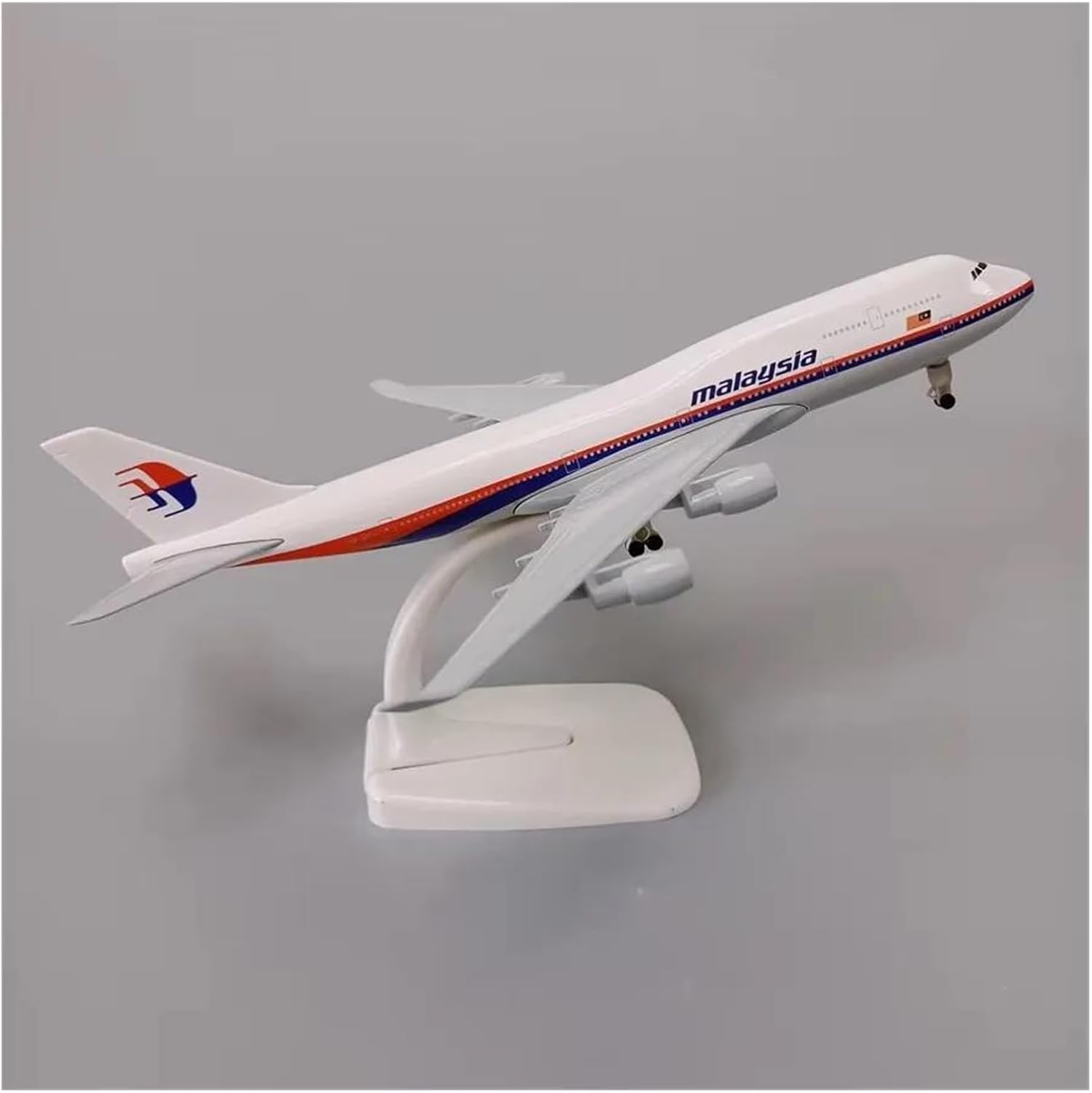 20cm for B747 Malaysia Boeing 747 Die-Casting Alloy Metal Airplane Toys Landing Static Ornament Hobby Playgame Kit
