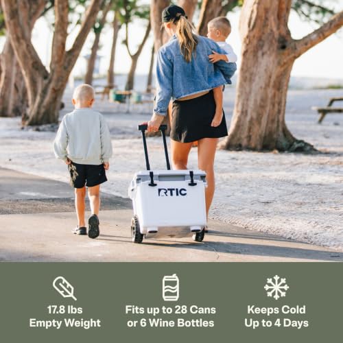 Image of RTIC 22 QT Ultra-Light Wheeled Cooler with Handle