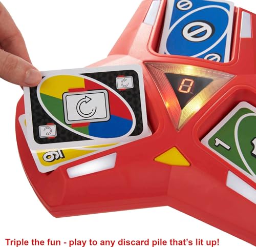 Mattel Games UNO Triple Play Kartenspiel, Spiel für Kinder, Erwachsene und Familiennacht, drei Stapel spielen, zeichnen, wenn es überlastet, Lichter und Geräusche – Bild 4