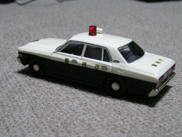 Amazon.co.jp: 川端企画 1/43 クラウン MS80 警視庁パトカー