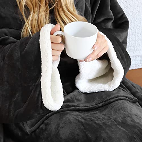 Image of Catalonia Sherpa Wearable Blanket with Sleeves and Kangaroo Pocket