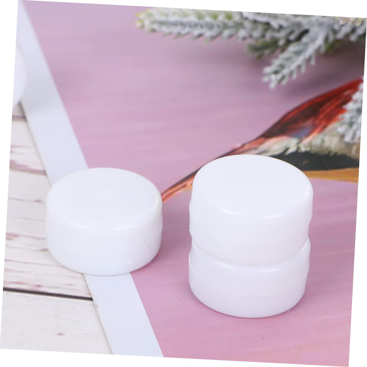 VANZACK 50Pcs Accessories Plastic Rattle Box Insert for Bedside Bells for Stroller Crib Noise Maker for Exploration Comfort