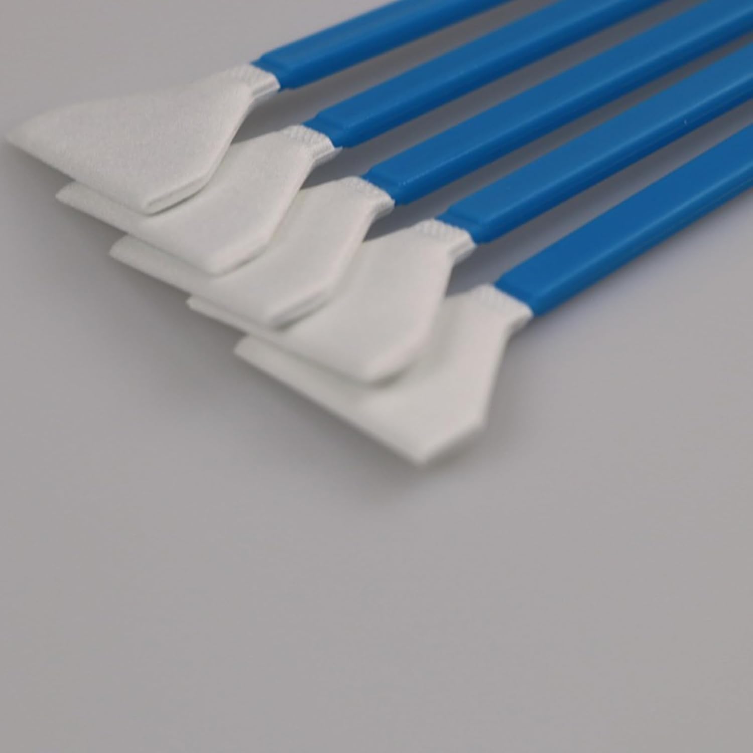 100Pcs Precised Lens Set Super Soft Swabs for Delicate Camera Components and Optical Surfaces Professional Camera Swabs