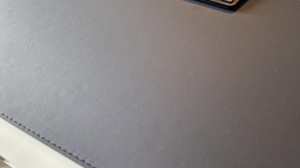 Gewinkelte Schreibtischunterlage mit Kantenschutz + Mousepad Echt Leder Schwarz 90 x 47cm Echt Rindsleder glatt