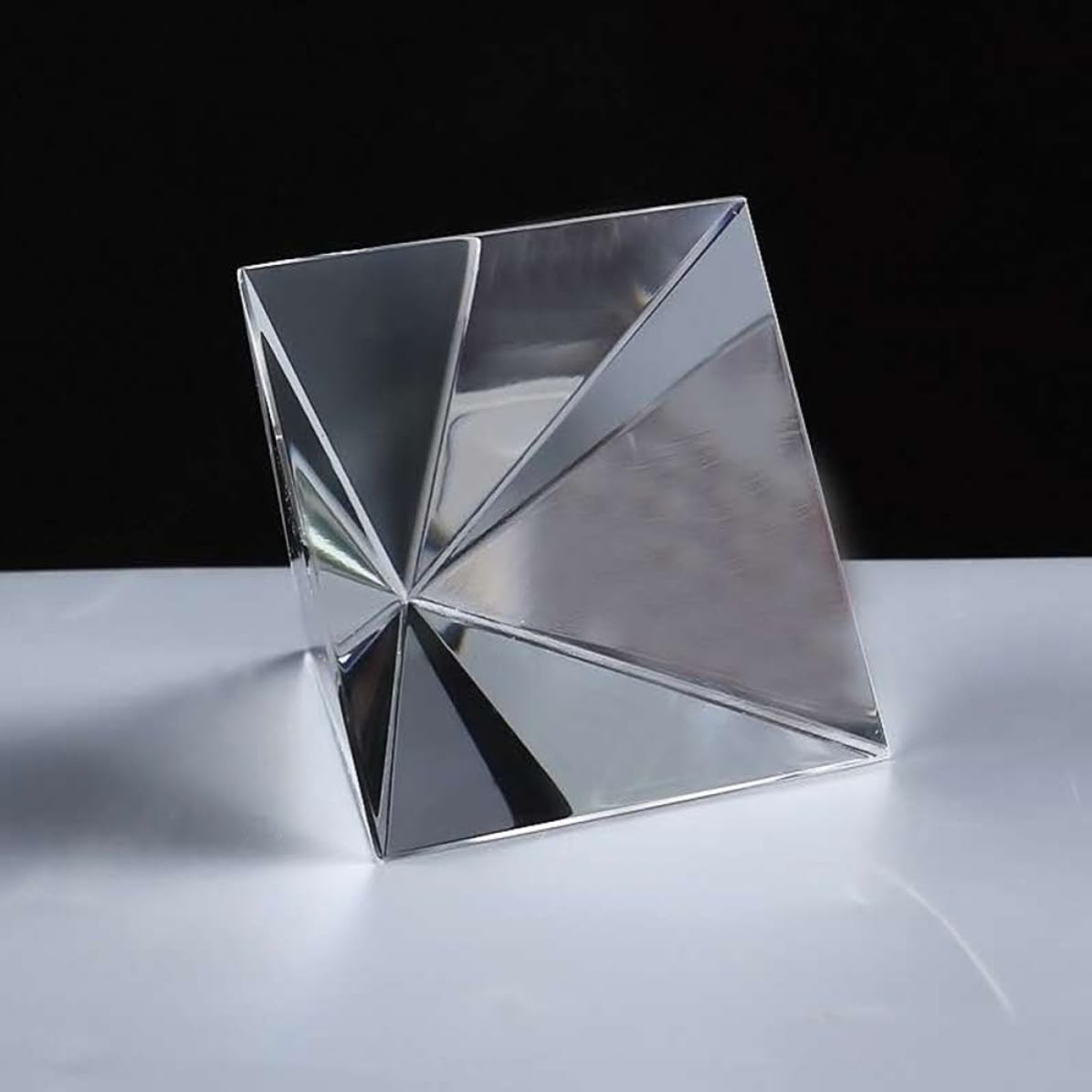 Pyramide Prisme Optique en Verre 100mm pour Bureau et Contemplation