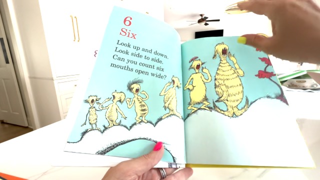 Watch Review&colon; Dr. Seuss's 1 2 3 - Beginner Counting Book on