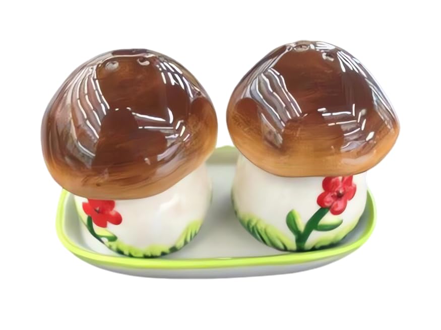 Hand painted 3D Ceramic Salt & Pepper Shaker Set, Mushrooms