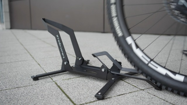 AKOLAFE Fahrradständer Verstellbar – Für 16-29 Zoll Reifen, Push-In-System, Schwarz