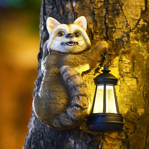 Goodeco Solarbetriebene Waschbär-Skulptur mit LED-Laterne - wasserdichte Garten-Deko für Baum, Terrasse & Balkon, Tierfigur Geschenkidee 20cm (Niedlicher Waschbär)​​
