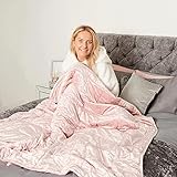 Tamaño: 125 x 180 cm. Peso: 6 kg. Ideal para niños en cama individual o para sofá, sofá o sofá. Perfecta como manta de regazo. Los expertos médicos sugieren una manta entre el 7 y el 12 % de tu peso corporal