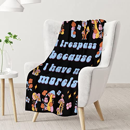 Mercuryelf Mushroom Throw Blanket - Soft, Fuzzy & Warm - 60x80 Inches Flannel Blankets for Bed, Couch - Black Retro Throws Gift for Adults